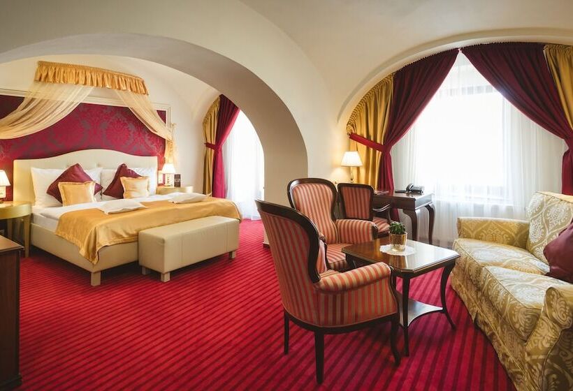 Полулюкс, Boutique Hotel Hviezdoslav