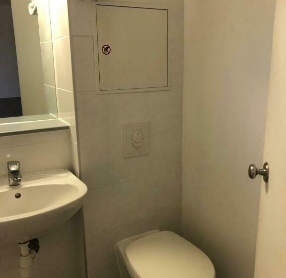 Номер Стандарт, Premiere Classe Metz Nord  Talange