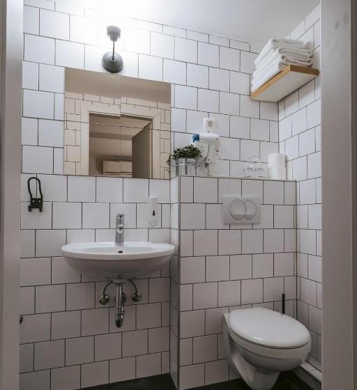 اتاق استاندارد سه نفره, Bistro & Rooms Pri Karlu   Ex Hiša Budja