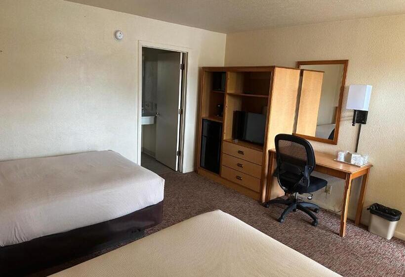 Номер Стандарт, Big Bend Traveler S Inn
