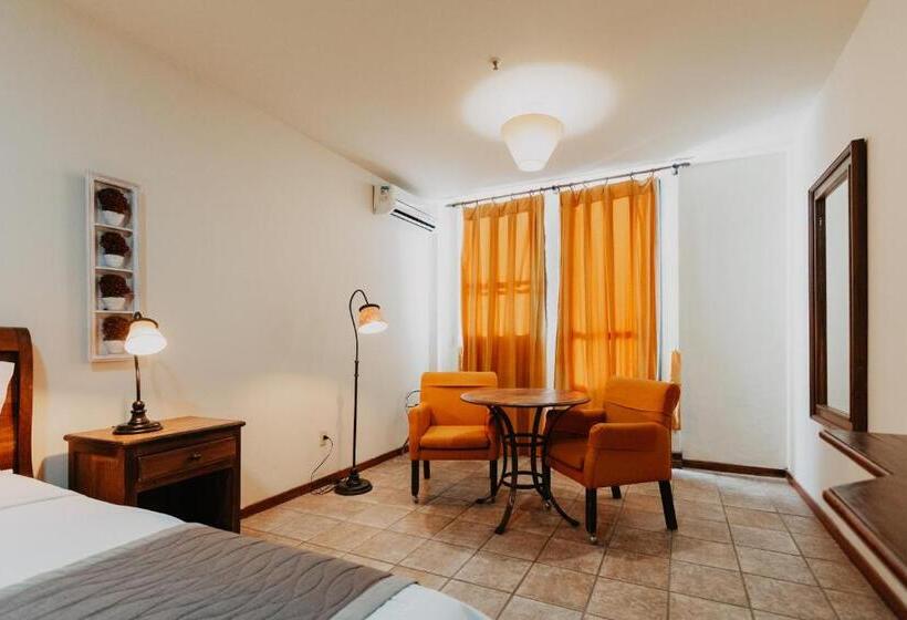 Comfort room with balcony, Kastel Itaipava