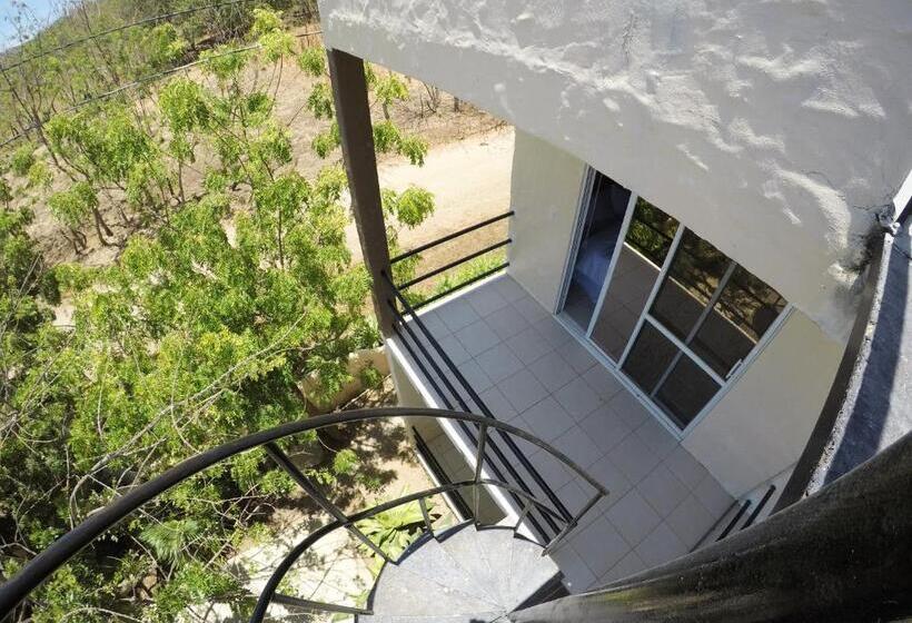 חדר דלוקס עם מרפסת טרסה, Surf Ranch Hotel & Resort