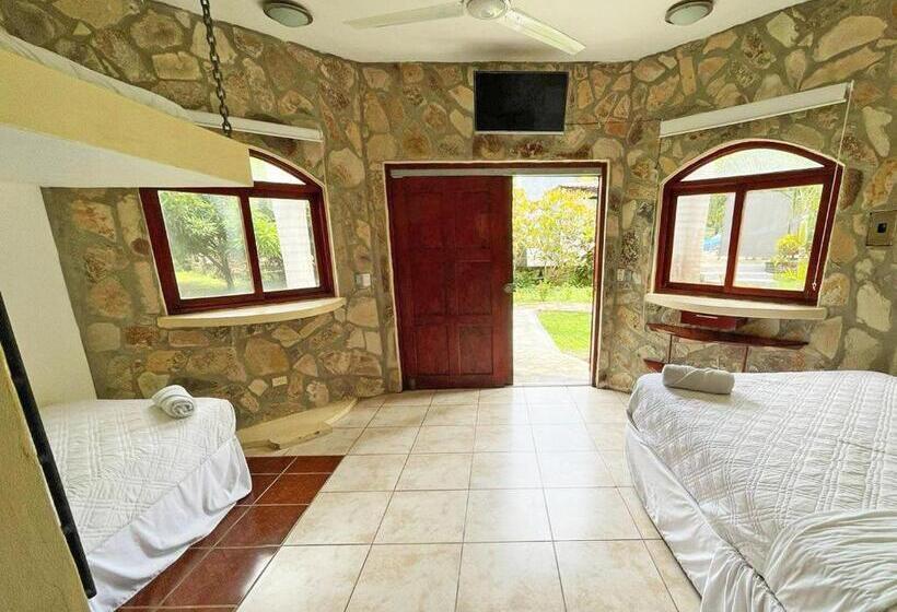 בקתה סטנדרטית, Surf Ranch Hotel & Resort