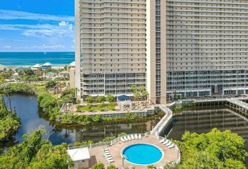 דירת חדר, Laketown Wharf 135
