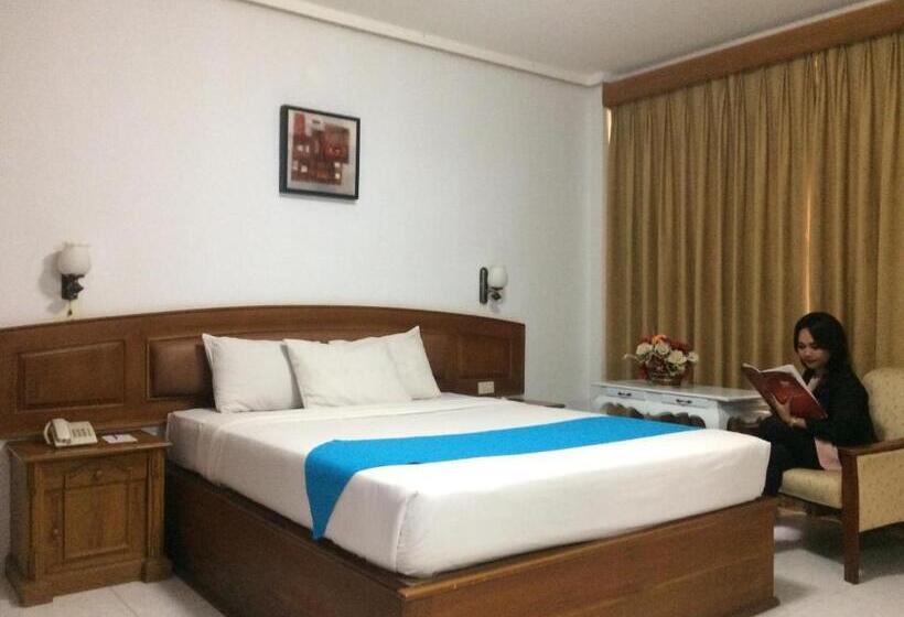 اتاق لوکس, Athaya Hotel Kendari