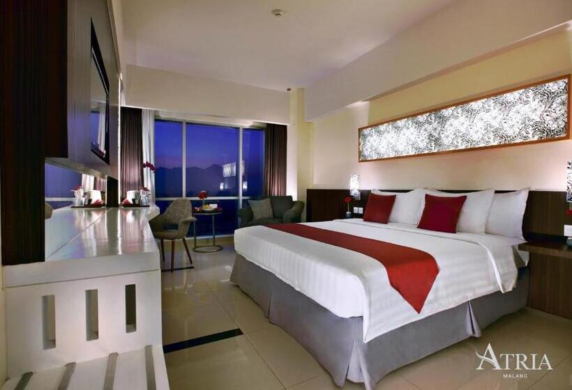 Номер Deluxe Кровать Кинг, Atria Hotel Malang