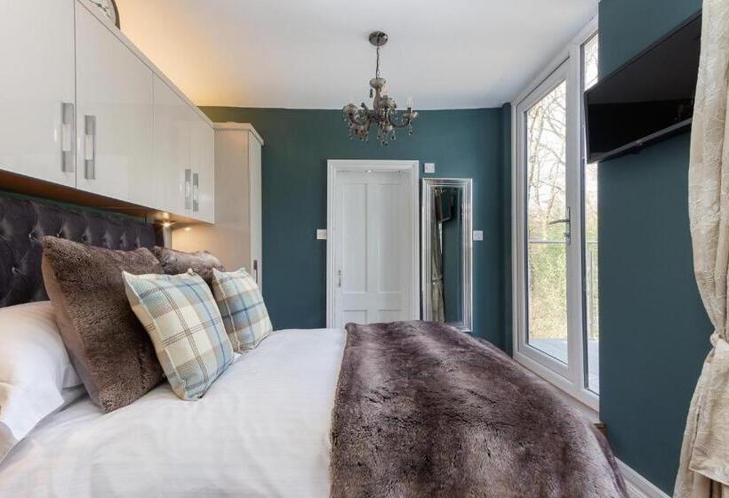 اتاق لوکس, Glencree