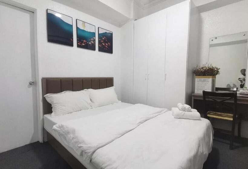 استودیوی استاندارد, Accommodation Services