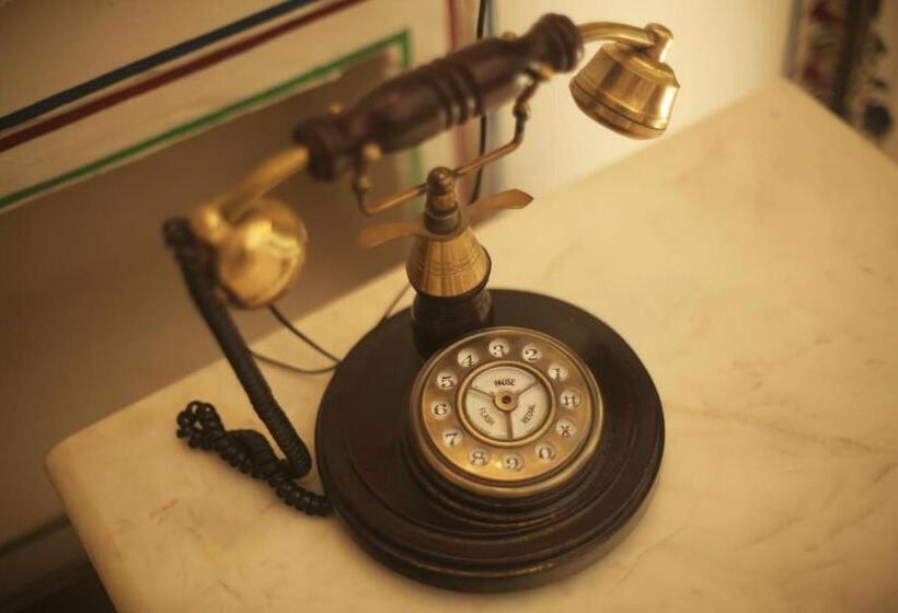 四人标准间, Kothipushkar