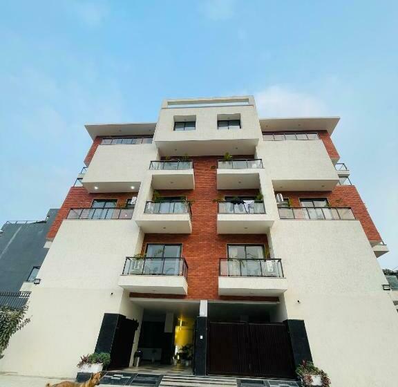 آپارتمان 2 خوابه, Bedchambers Serviced Apartment, Medicity
