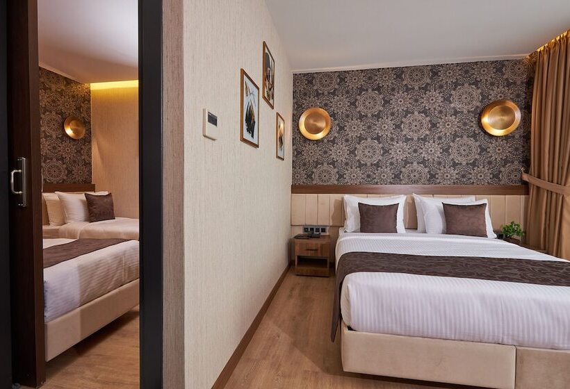 اتاق خانوادگی, Trademark Collection By Wyndham Operla Airport Hotels