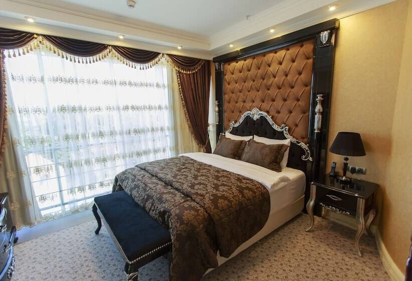 Люкс, Boutique Hotel Buta
