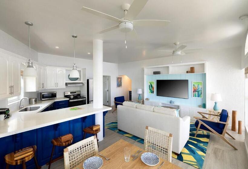 سوییت با چشم‌انداز دریا, Margaritaville Beach Resort Ambergris Caye   Belize