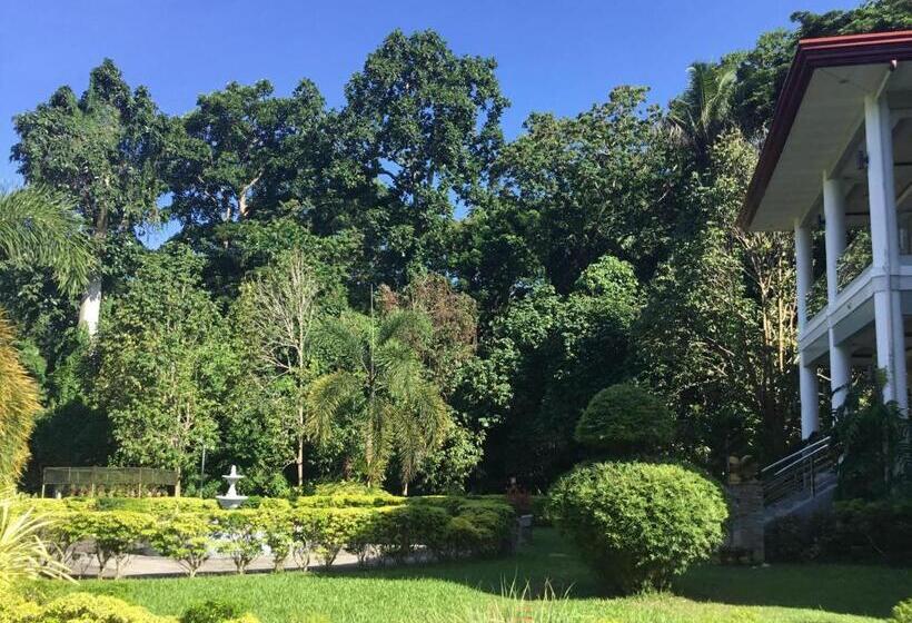 Студия Deluxe, Camiguin Lanzones Resort