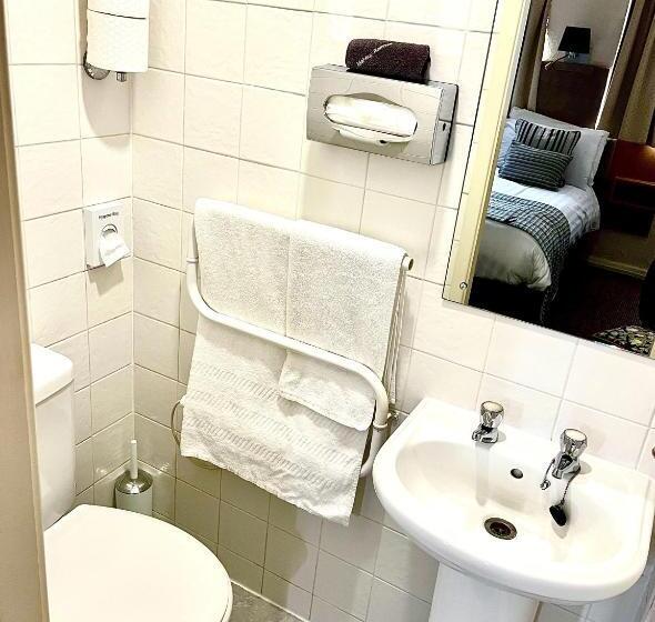 Standard Szoba, Clifton Court