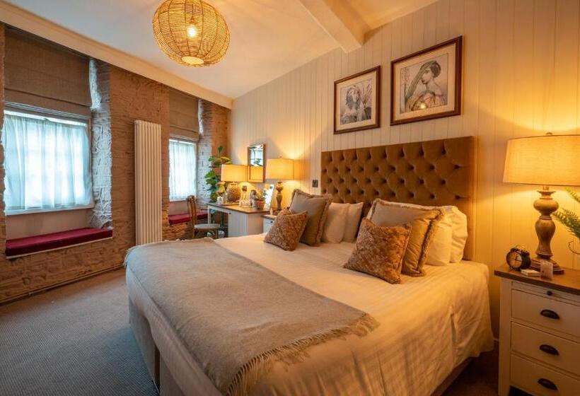 Семейный Номер Классика, The George Inn & Plaine