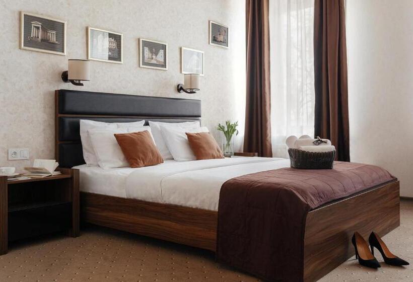 اتاق لوکس, Noname Hotel Odessa