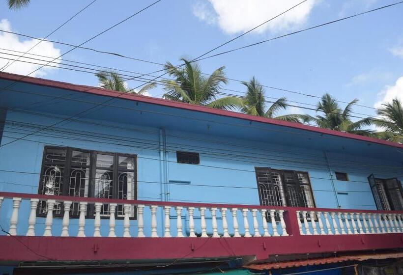 标准间带阳台, Dalia Guest House