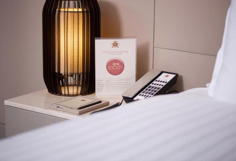 سوئیت پریمیوم, Dosso Dossi Hotels & Spa Downtown
