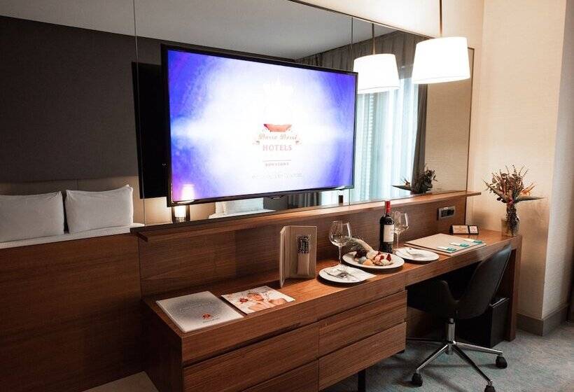 اتاق استاندارد سه نفره, Dosso Dossi Hotels & Spa Downtown