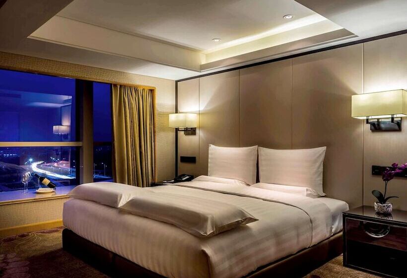 اتاق لوکس, Pullman Qingdao Ziyue
