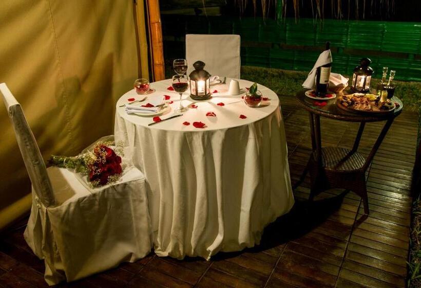 چادر با خدمات رفاهی استاندارد, Vichayito Bungalows & Carpas