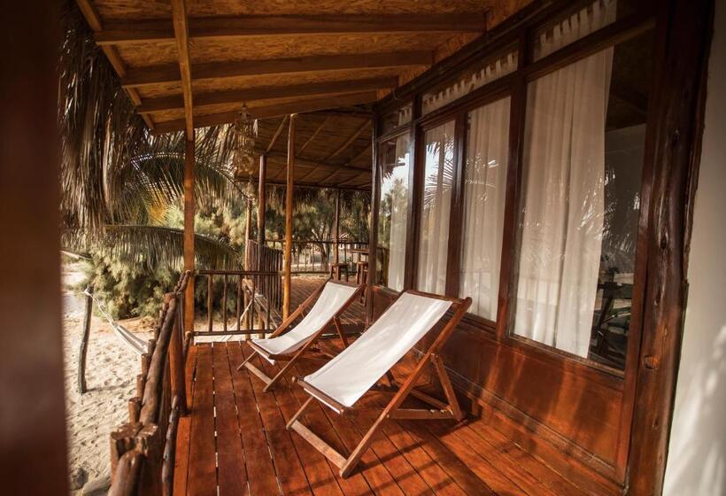 بانگلوی خانوادگی با چشم‌انداز دریا, Vichayito Bungalows & Carpas