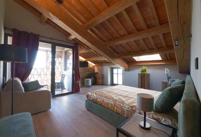 سوئیت با بالکن, Relais Colle Messino Briaglia Mondovì