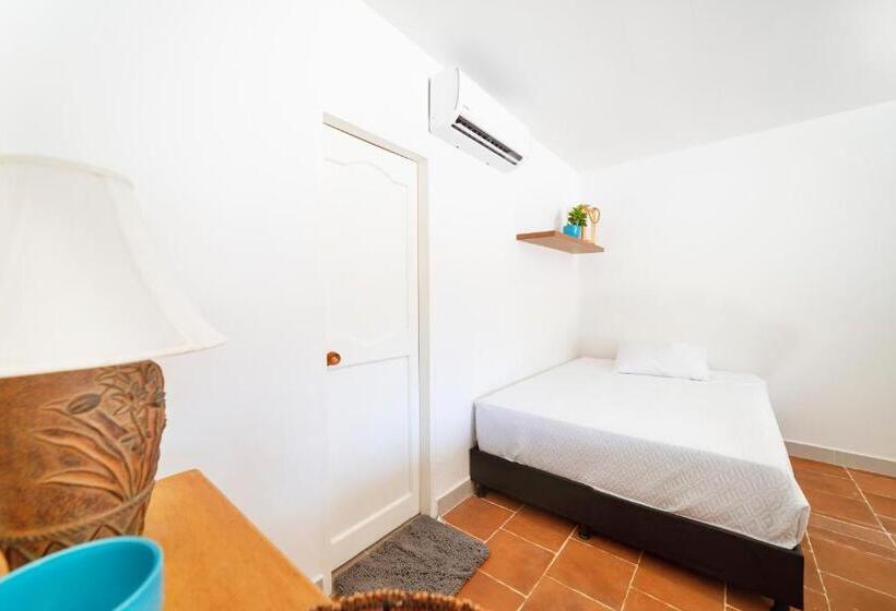 اتاق استاندارد چهار تخته, Quinta Del Mar Crystal Beach