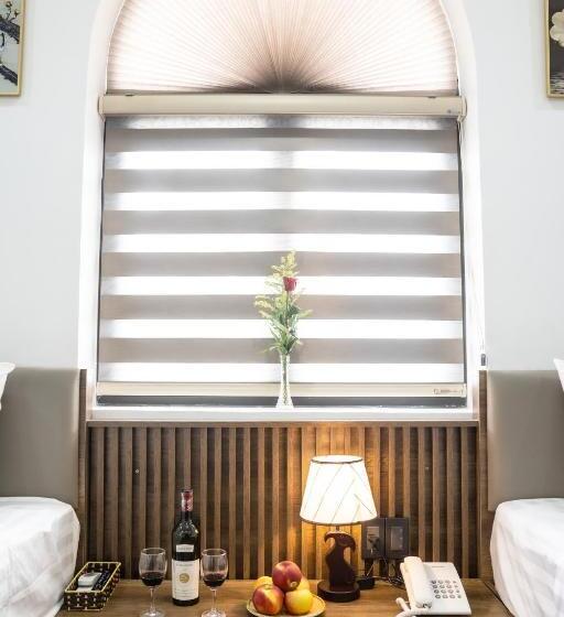 اتاق لوکس خانوادگی, Rose Hotel Quảng Bình
