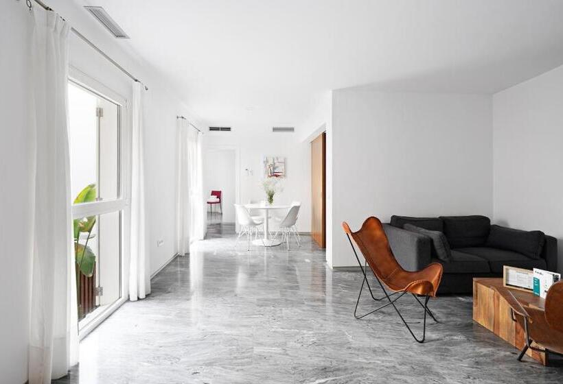 آپارتمان لوکس 1 خوابه, Numa I Jondo Apartments