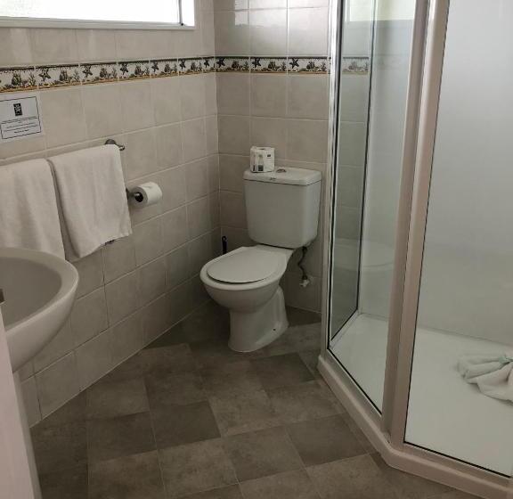 Студио Базик, Edelweiss Motel