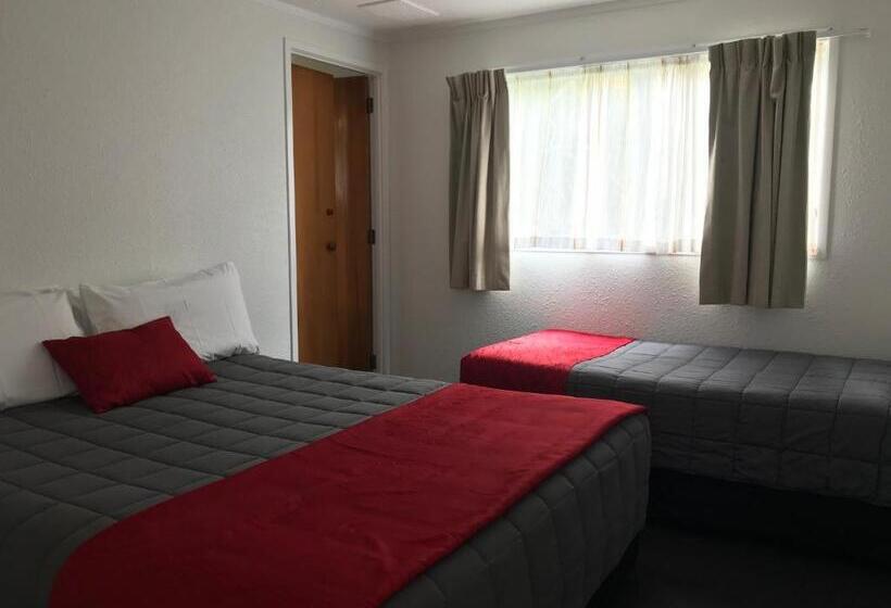 Апартаменты 2 Спальни, Edelweiss Motel