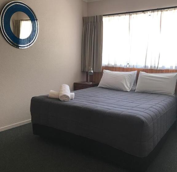 Апартаменты 1 Спальня, Edelweiss Motel