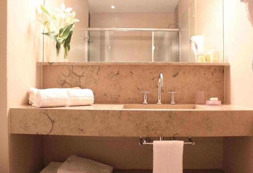 اتاق کلاسیک چهارنفره, Bulnes Eco Suites