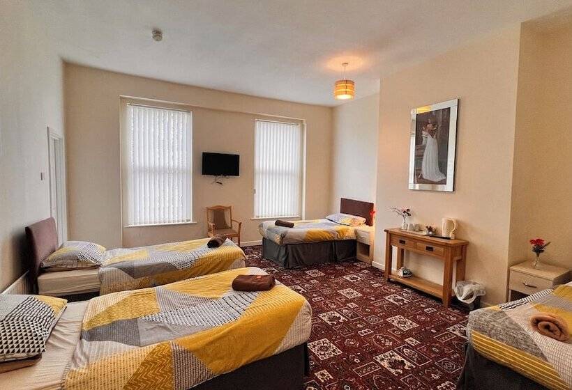 Quarto Familiar, Castle Lodge Guest House 86 88 Sheil Rd L6 3af