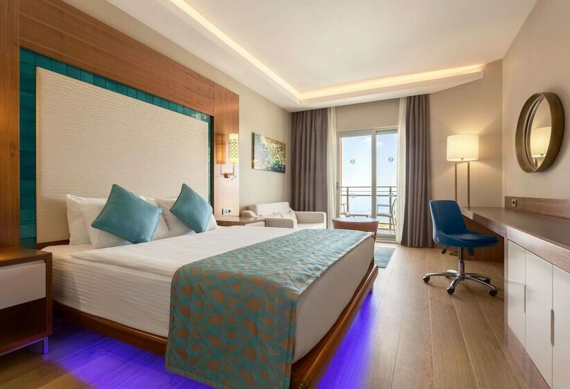 Номер Superior, Ramada by Wyndham Resort Kusadasi