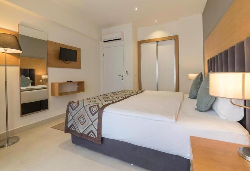 Люкс Кровать Кинг, Ramada by Wyndham Resort Kusadasi
