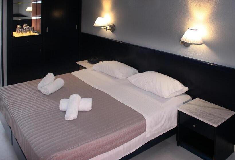 بنگله خانوادگی, Skion Palace Beach Hotel   Bungalows Boutique