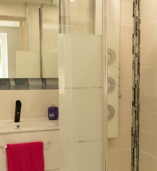 Студия Стандарт, Les Chambres D Aline