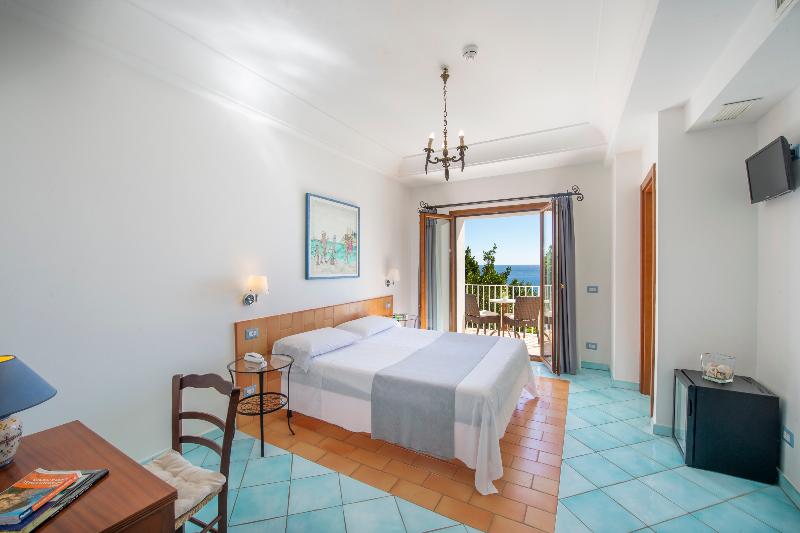 اتاق سوپریور با چشم‌انداز دریا, Maresca Hotel Praiano