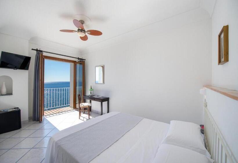 اتاق استاندارد با چشم‌انداز دریا, Maresca Hotel Praiano