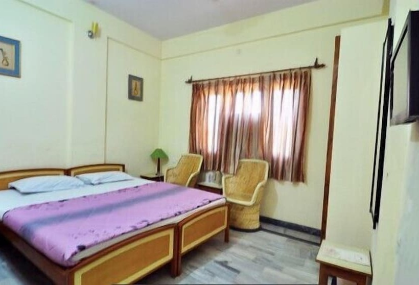 اتاق لوکس, Teerth Palace Pushkar