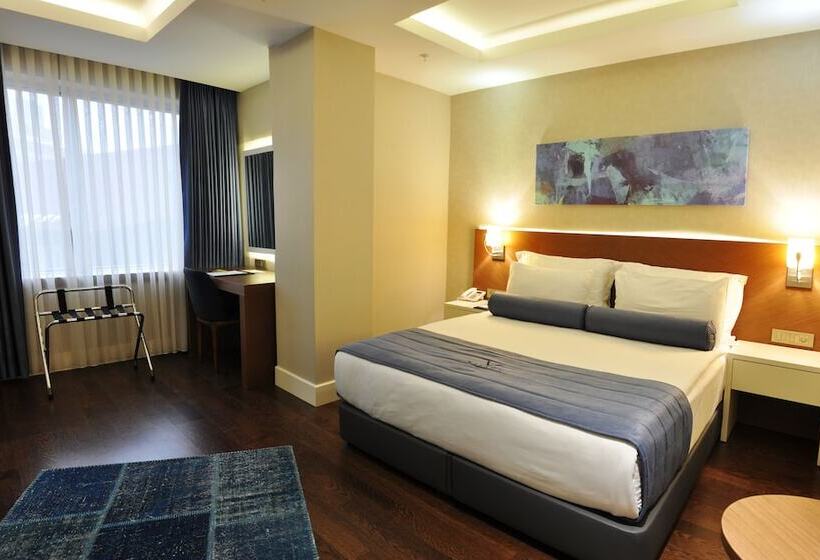 اتاق استاندارد سه نفره, Veyron Hotels & Spa