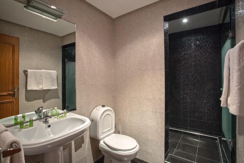 Standard Room, Yaad City