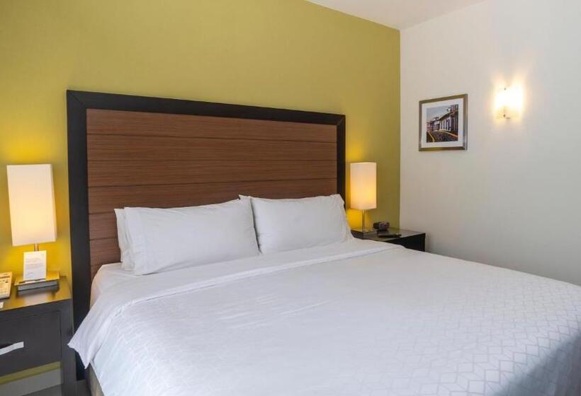 Люкс Кровать Кинг, Holiday Inn Express Xalapa, An Ihg