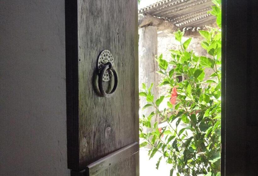 수피리어 코티지, Koutsounari Traditional Cottages
