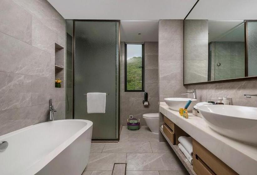 Стандартный Номер Кровать Кинг, Holiday Inn & Suites Sanya Yalong Bay, An Ihg