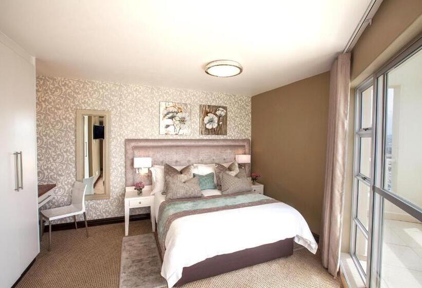 اتاق پنت هاوس, First Group The Palace Allsuite