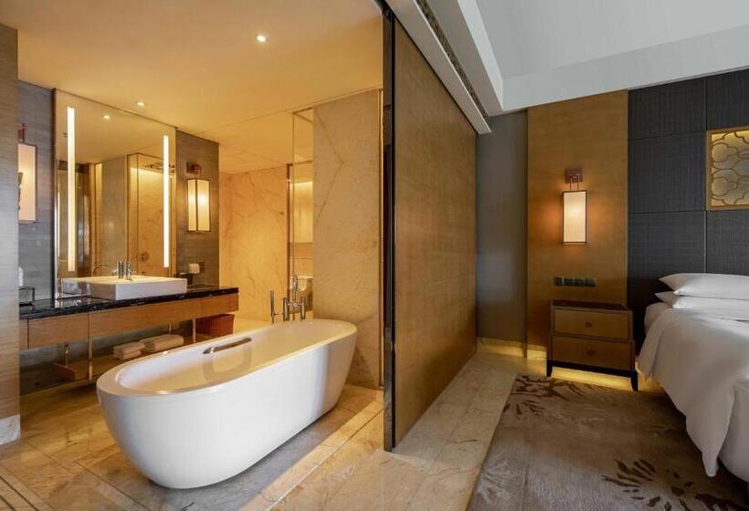 Номер Deluxe Кровать Кинг, Haikou Marriott